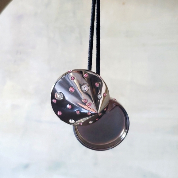 Swarovski Limited Edition Aura Compact Pendant - Picture 2 of 11